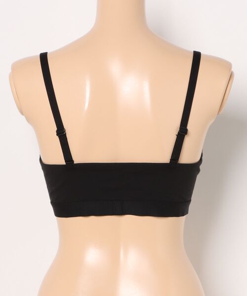 Sloggi（スロギー）の「スロギー ゴービビッド ハーフトップ【S,M,Lサイズ】 sloggi GO Vivid Top JX（ブラジャー・レディース・ブラック/ピンク/ホワイト・S/L/M）」の4枚目の写真