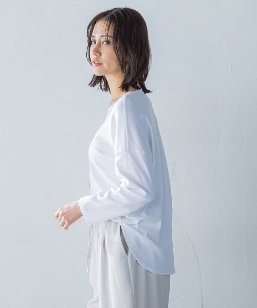 LAUTREAMONT（ロートレアモン）の「ベーシックロングスリーブT≪接触冷感/洗濯機で洗える≫（Tシャツ/カットソー・レディース・ホワイト/ホワイト系その他/ブラック系その他・9号）」の8枚目の写真