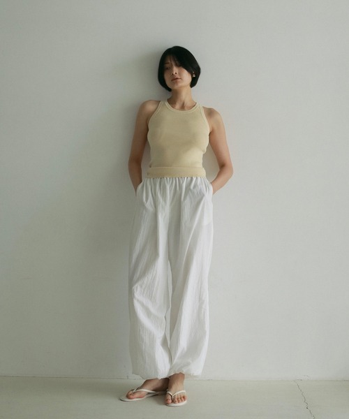 anuke(アンヌーク)の「Highgauge Knit Tanktop(タンクトップ・レディース・ブラウン/ブルー系その他/ブラック/クリーム・FREE)」の5枚目の写真