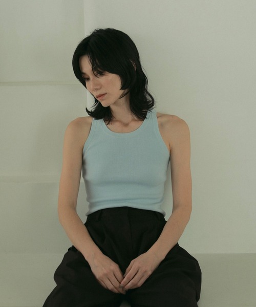 anuke(アンヌーク)の「Highgauge Knit Tanktop(タンクトップ・レディース・ブラウン/ブルー系その他/ブラック/クリーム・FREE)」の7枚目の写真