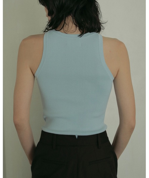 anuke(アンヌーク)の「Highgauge Knit Tanktop(タンクトップ・レディース・ブラウン/ブルー系その他/ブラック/クリーム・FREE)」の8枚目の写真