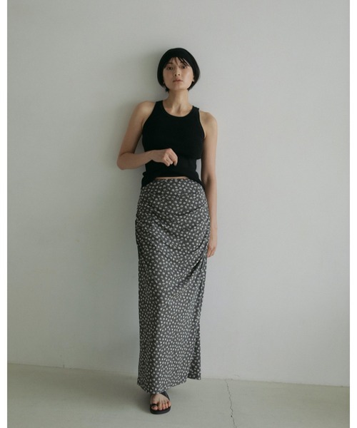 anuke(アンヌーク)の「Highgauge Knit Tanktop(タンクトップ・レディース・ブラウン/ブルー系その他/ブラック/クリーム・FREE)」の16枚目の写真