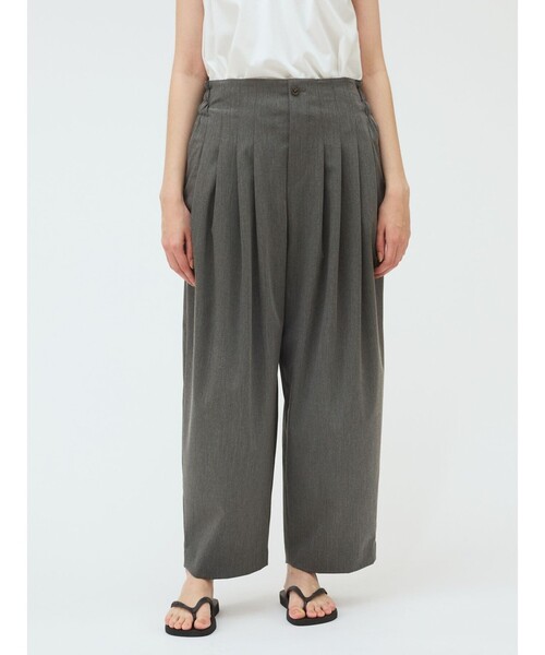 mizuiroind(ミズイロインド)の「mizuiro ind ハイウエストタックパンツ(その他パンツ・レディース・ブラック/グレー/ベージュ/ネイビー/ベージュ系その他・FREE)」の18枚目の写真