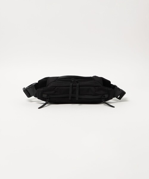Aer（エアー）の「＜Aer＞ CITY SLING 3 2L/スリングバッグ（ボディバッグ/ウエストポーチ・メンズ・ブラック・FREE）」の2枚目の写真