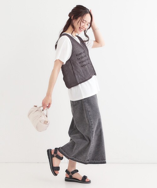 SHOO・LA・RUE（シューラルー）の「くしゅくしゅデザインが大人の抜け感をプラスする ギャザーベルトサンダル（サンダル・レディース・ナチュラル/オフホワイト/ブラック・35/25/45）」の10枚目の写真