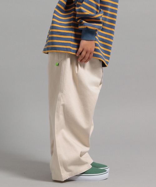 GEORGE'S(ジョージズ)の「【KIDS】ツイルワイドパンツ(チノパンツ・キッズ・ライトブルー/ベージュ/ネイビー・110/130/150)」の10枚目の写真