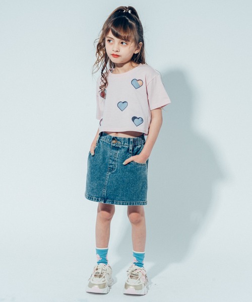 URBAN CHERRY（アーバンチェリー）の「【吸水速乾】ハートカットワーククロップドTシャツ（Tシャツ/カットソー・キッズ・ピンク/レッド/チャコール/ブルー・110cm/120cm/130cm/140cm/150cm）」の15枚目の写真