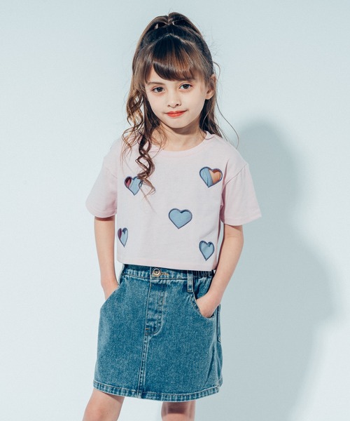 URBAN CHERRY（アーバンチェリー）の「【吸水速乾】ハートカットワーククロップドTシャツ（Tシャツ/カットソー・キッズ・ピンク/レッド/チャコール/ブルー・110cm/120cm/130cm/140cm/150cm）」の21枚目の写真