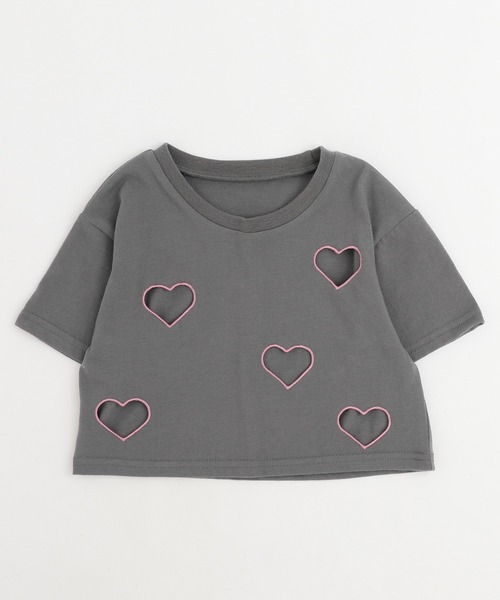 URBAN CHERRY（アーバンチェリー）の「【吸水速乾】ハートカットワーククロップドTシャツ（Tシャツ/カットソー・キッズ・ピンク/レッド/チャコール/ブルー・110cm/120cm/130cm/140cm/150cm）」の13枚目の写真