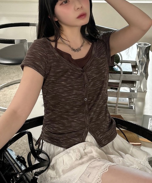 VQ（ブイキュー）の「Slub Yarn Fake Layers Short sleeveT / スラブ糸 フェイクレイヤード 半袖プルオーバー / インナーにホルターネックを着た様なレイヤードが可愛い半袖カーデ。（Tシャツ/カットソー・レディース・ブラック/モカ/ベージュ・FREE）」の13枚目の写真