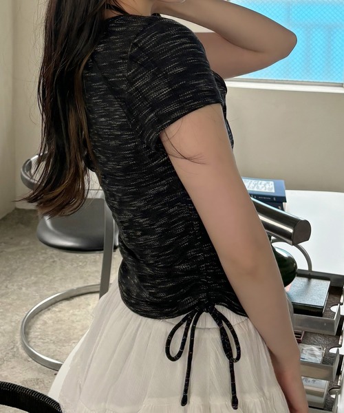 VQ（ブイキュー）の「Slub Yarn Fake Layers Short sleeveT / スラブ糸 フェイクレイヤード 半袖プルオーバー / インナーにホルターネックを着た様なレイヤードが可愛い半袖カーデ。（Tシャツ/カットソー・レディース・ブラック/モカ/ベージュ・FREE）」の8枚目の写真