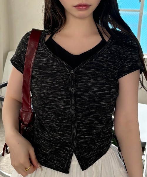 VQ（ブイキュー）の「Slub Yarn Fake Layers Short sleeveT / スラブ糸 フェイクレイヤード 半袖プルオーバー / インナーにホルターネックを着た様なレイヤードが可愛い半袖カーデ。（Tシャツ/カットソー・レディース・ブラック/モカ/ベージュ・FREE）」の5枚目の写真