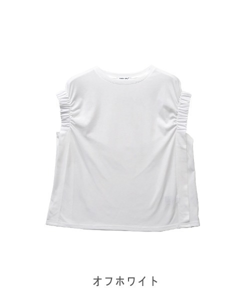 CLOTHY(クロシィ)の「【華奢見えするNEWカットソー!】シャーリングショルダーノースリトップス(Tシャツ/カットソー・レディース・ブラック/グリーン/モカ/オフホワイト・LARGE/MEDIUM)」の15枚目の写真