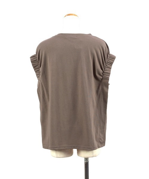 CLOTHY(クロシィ)の「【華奢見えするNEWカットソー!】シャーリングショルダーノースリトップス(Tシャツ/カットソー・レディース・ブラック/グリーン/モカ/オフホワイト・LARGE/MEDIUM)」の21枚目の写真