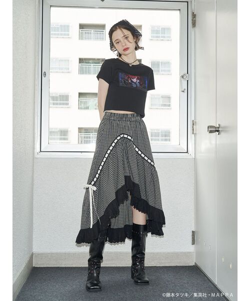 jouetie(ジュエティ)の「【TVアニメ『チェンソーマン』】フィットシーンTシャツ(Tシャツ/カットソー・レディース・ブラック/オフホワイト/ブルー・MEDIUM)」の8枚目の写真