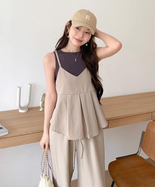 by LEGNA(バイレグナ)の「プリーツペプラムキャミ×パンツ セットアップ(セットアップ・レディース・カーキ/ダルブルー系/ネイビー/ブラック/ベージュ・FREE)」の14枚目の写真