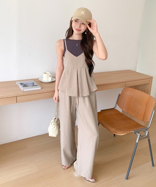 by LEGNA(バイレグナ)の「プリーツペプラムキャミ×パンツ セットアップ(セットアップ・レディース・カーキ/ダルブルー系/ネイビー/ブラック/ベージュ・FREE)」の15枚目の写真