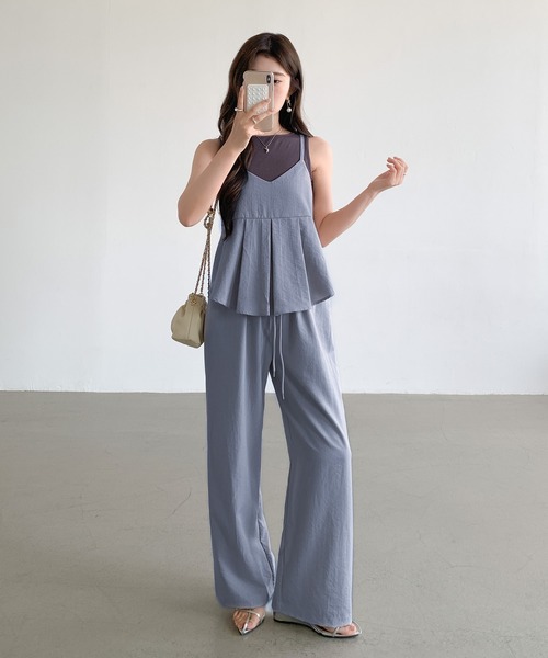 by LEGNA(バイレグナ)の「プリーツペプラムキャミ×パンツ セットアップ(セットアップ・レディース・カーキ/ダルブルー系/ネイビー/ブラック/ベージュ・FREE)」の8枚目の写真