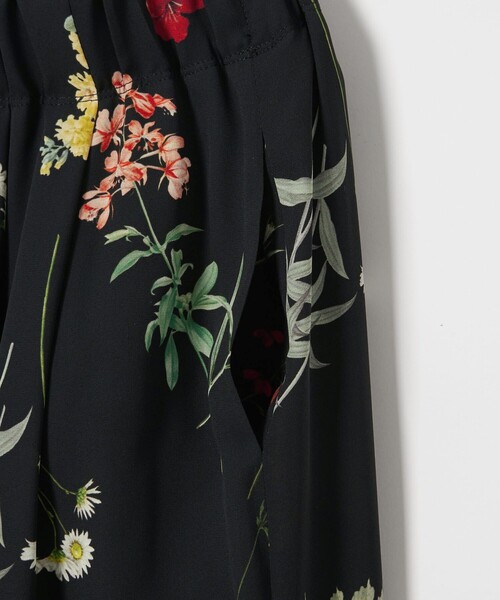 EMMEL REFINES(エメルリファインズ)の「<EMMEL REFINES>EM フラワープリント イージーパンツ(その他パンツ・レディース・ブラック/オフホワイト・M/S)」の10枚目の写真