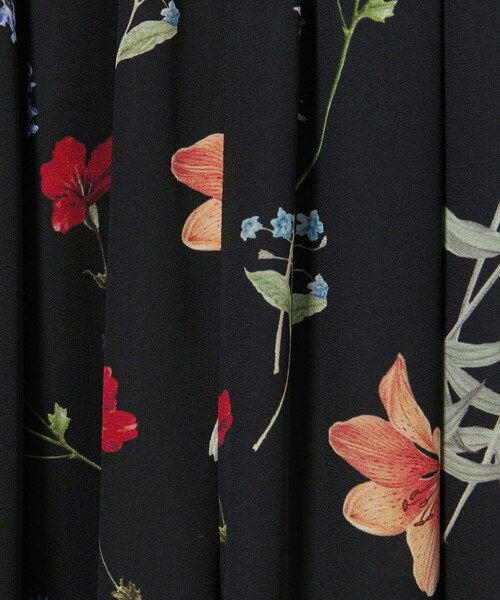 EMMEL REFINES(エメルリファインズ)の「<EMMEL REFINES>EM フラワープリント イージーパンツ(その他パンツ・レディース・ブラック/オフホワイト・M/S)」の13枚目の写真