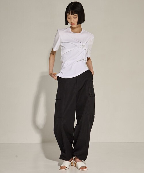 RIV NOBUHIKO（リブノブヒコ）の「【riv nobuhiko/リブノブヒコ】ACHI T-SHIRT/アーチTシャツ（Tシャツ/カットソー・レディース・ブラック/ホワイト・FREE）」の4枚目の写真