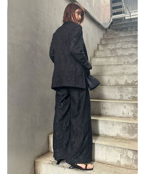 MURUA（ムルーア）の「【WEB限定】レースシアージャケット（テーラードジャケット・レディース・ブラック/アイボリー・FREE）」の4枚目の写真