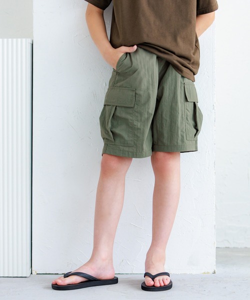 coca(coca)(コカ)の「キッズ ワッシャーナイロンカーゴハーフパンツ(カーゴパンツ・キッズ・ブラック/カーキ・120/130/140/150)」の12枚目の写真
