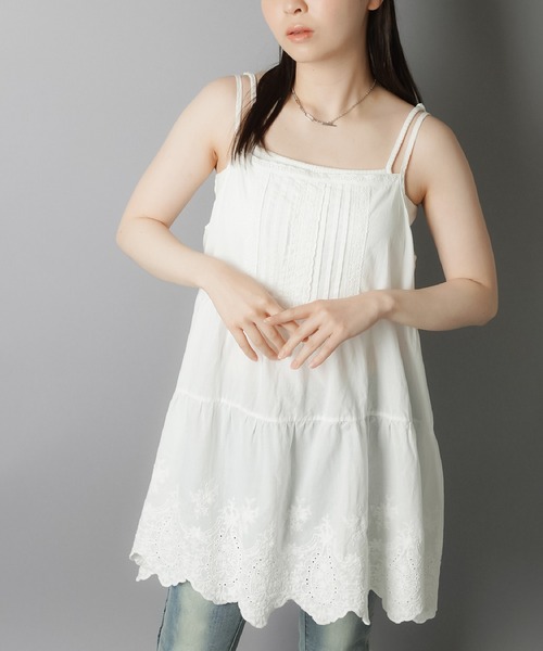 SPINNS(スピンズ)の「コットンキャミワンピース/裾レース/NEO森ガール(ワンピース・レディース・アイボリー・ONESIZE)」の13枚目の写真