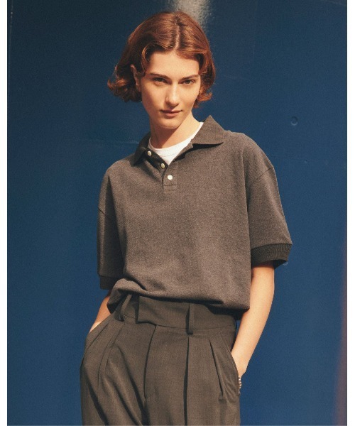 THE SHINZONE（ザ　シンゾーン）の「THE SHINZONE WIDE POLO SHIRT 25MMSCU09（ポロシャツ・レディース・チャコールグレー/ネイビー/ライトグリーン/ホワイト・FREE）」の2枚目の写真