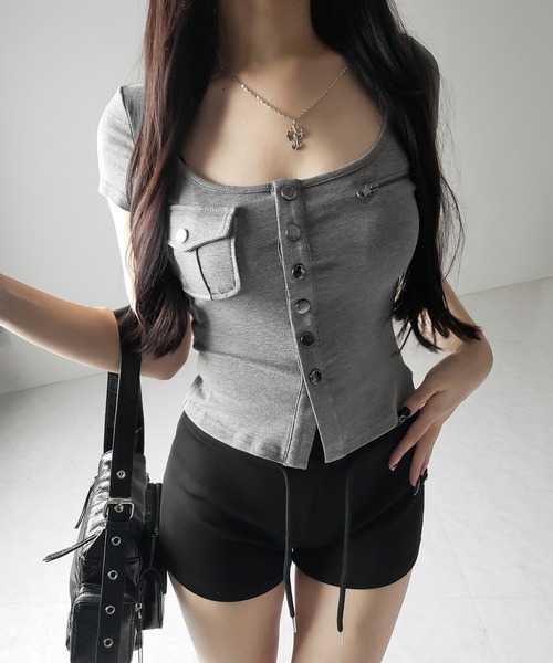 me+em select(ミームセレクト)の「アウトポケットスクエアネックスリムTシャツ /Out pocket square neck slim T-shirt(Tシャツ/カットソー・レディース・ブラック/グレー/ホワイト・FREE)」の8枚目の写真