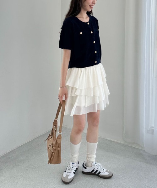 archives（アルシーヴ）の「ハーフスリーブ金ボタンニットカーディガン（カーディガン/ボレロ・レディース・ネイビー/イエロー/チャコールグレー/アイボリー・MEDIUM）」の15枚目の写真