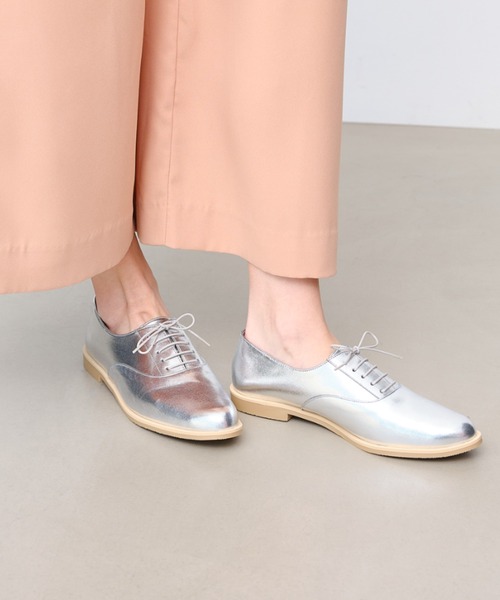 Launa lea(ラウナレア)の「【レイン対応】レースアップシューズ(R9023)(レインシューズ・レディース・シルバー/ブラック/アイボリー・23.0cm/23.5cm/24.0cm/24.5cm/25.0cm/22.5cm/25.5cm/22.0cm)」の3枚目の写真