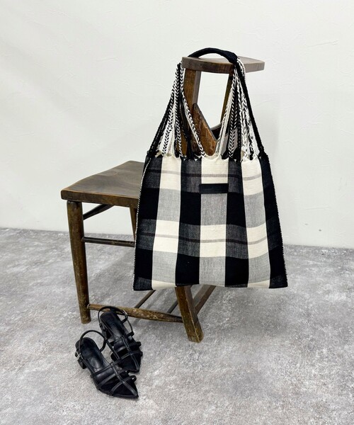 fredy emue（フレディエミュ）の「【MoonBird /ムーンバード】メキシカンハンモックバッグ（トートバッグ・レディース・ブラウン系その他/グレー系その他/オレンジ系その他/ブラック系その他/ホワイト系その他・FREE）」の6枚目の写真