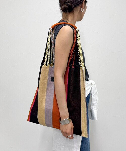 fredy emue（フレディエミュ）の「【MoonBird /ムーンバード】メキシカンハンモックバッグ（トートバッグ・レディース・ブラウン系その他/グレー系その他/オレンジ系その他/ブラック系その他/ホワイト系その他・FREE）」の8枚目の写真