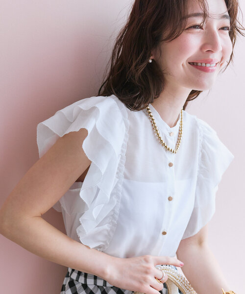 La boutique BonBon(ラブティックボンボン)の「【最強お上品ブラウス】ラッフルフリルスリーブブラウス(シャツ/ブラウス・レディース・ミント/ネイビー/ホワイト・FREE)」の4枚目の写真