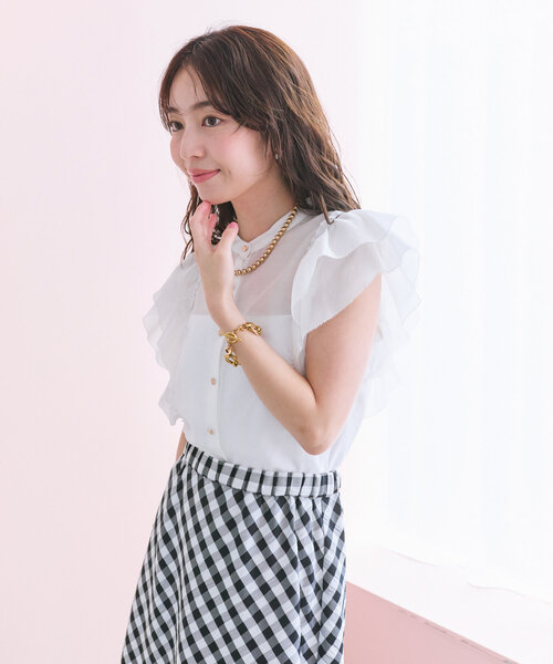 La boutique BonBon(ラブティックボンボン)の「【最強お上品ブラウス】ラッフルフリルスリーブブラウス(シャツ/ブラウス・レディース・ミント/ネイビー/ホワイト・FREE)」の5枚目の写真