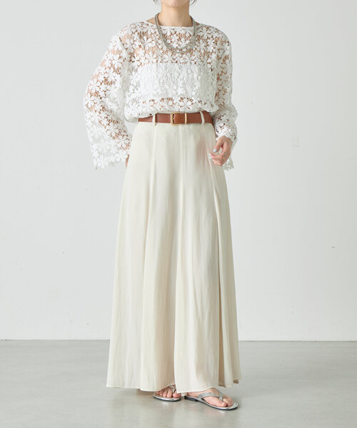 SHENERY（シーナリー）の「《美シルエット》ハイウエストフレアスカート（スカート・レディース・アイボリー/ブラウン・38/36）」の3枚目の写真