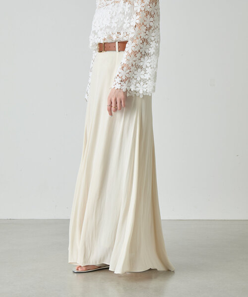 SHENERY（シーナリー）の「《美シルエット》ハイウエストフレアスカート（スカート・レディース・アイボリー/ブラウン・38/36）」の15枚目の写真