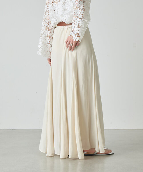 SHENERY（シーナリー）の「《美シルエット》ハイウエストフレアスカート（スカート・レディース・アイボリー/ブラウン・38/36）」の17枚目の写真