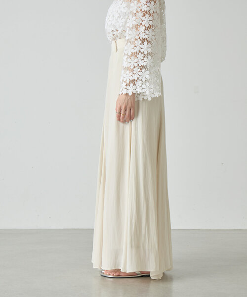 SHENERY（シーナリー）の「《美シルエット》ハイウエストフレアスカート（スカート・レディース・アイボリー/ブラウン・38/36）」の21枚目の写真