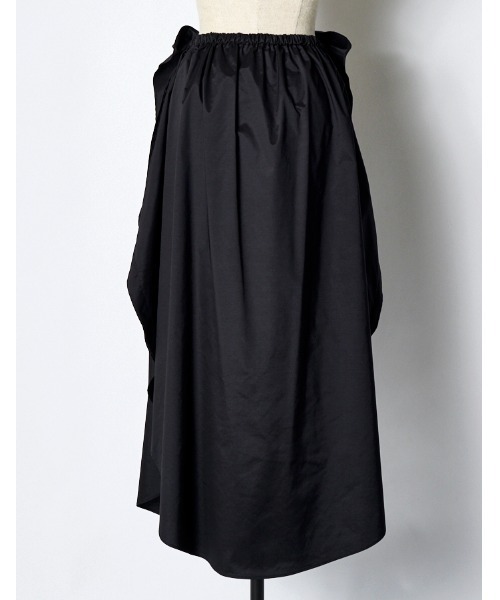 RUMCHE(ラムシェ)の「Sun & Moon Ruffle Skirt / サン&ムーンラッフルスカート(スカート・レディース・ブラック・FREE)」の5枚目の写真