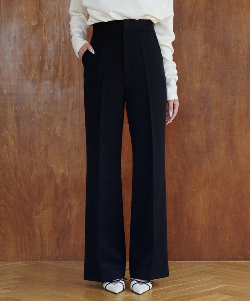 SENEE（セニー）の「high waist center press slacks（ハイウエストセンタープレススラックス）（スラックス・レディース・ブラック/ベージュ・SMALL/MEDIUM）」の3枚目の写真