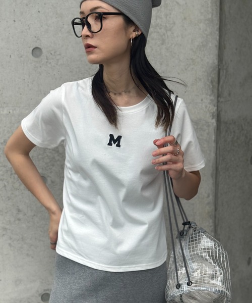 deux amour(ドゥーザムール)の「UVカット接触冷感 MorA刺繍Tシャツ(Tシャツ/カットソー・レディース・ブラック/ホワイト/アイボリー/ダークブラック・FREE/MEDIUM)」の12枚目の写真