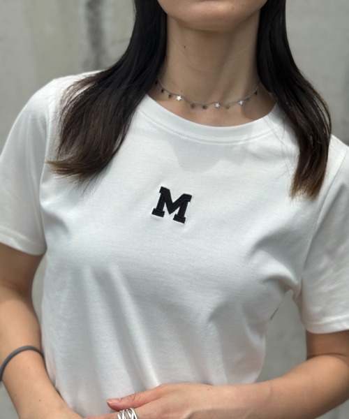deux amour(ドゥーザムール)の「UVカット接触冷感 MorA刺繍Tシャツ(Tシャツ/カットソー・レディース・ブラック/ホワイト/アイボリー/ダークブラック・FREE/MEDIUM)」の7枚目の写真