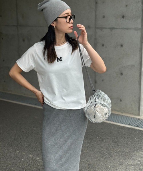 deux amour(ドゥーザムール)の「UVカット接触冷感 MorA刺繍Tシャツ(Tシャツ/カットソー・レディース・ブラック/ホワイト/アイボリー/ダークブラック・FREE/MEDIUM)」の6枚目の写真