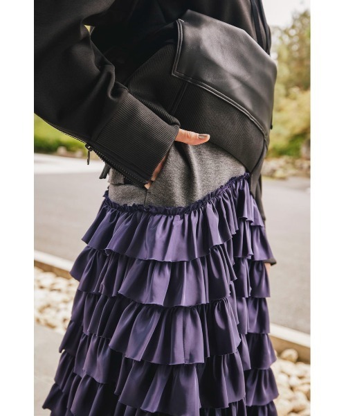 MANY FRILLS VOLUME SK