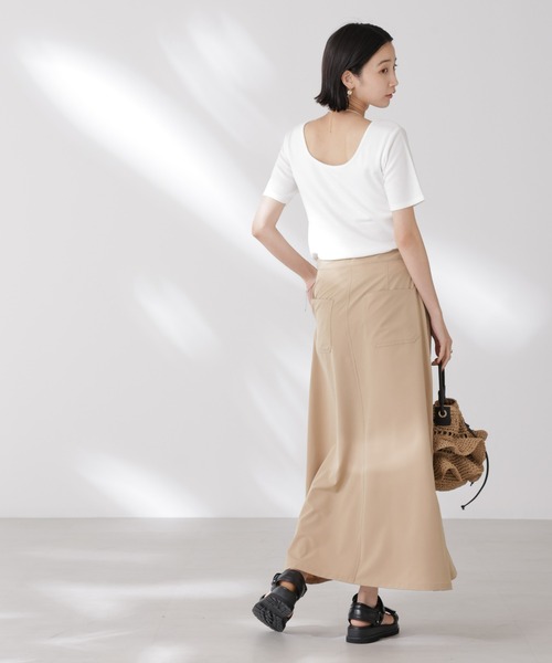 抗菌防臭・接触冷感機能カップ付きクルーネックトップス