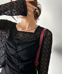 【mily bilet】トレンドの愛されアイテム。アシメシアーレースギャザープルオーバー