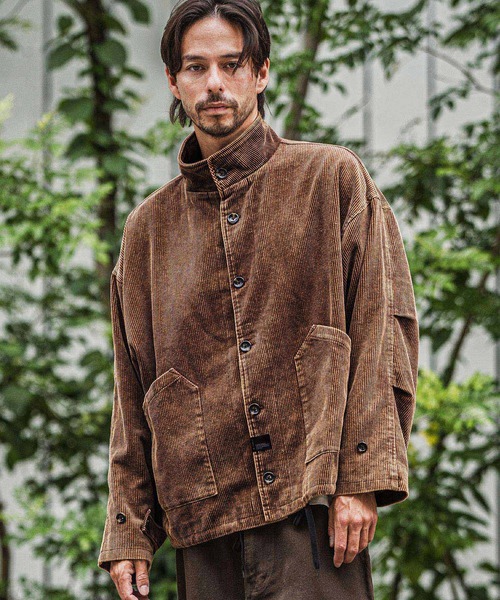 CAMBIO（カンビオ）の「mj10922-Medium Wale Chemical Wash Corduroy Military jacket ミリタリージャケット（ミリタリージャケット・メンズ・ブラック/ブラウン・M/L）」の19枚目の写真