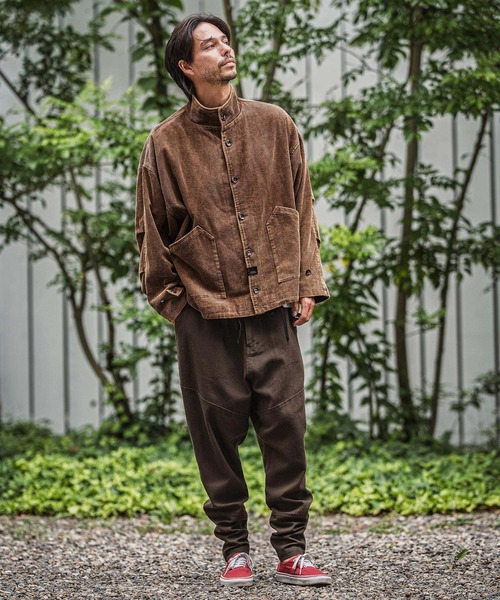 mj10922-Medium Wale Chemical Wash Corduroy Military jacket